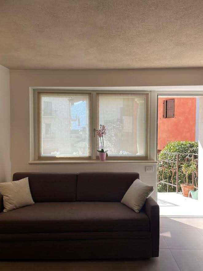 Api Tenna Apartments Glicine 1 Kültér fotó
