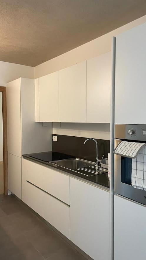 Api Tenna Apartments Glicine 1 Kültér fotó
